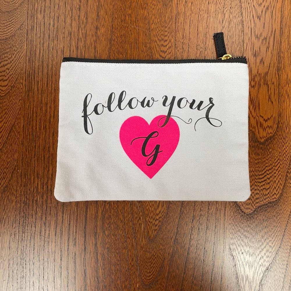G Clutch/Cosmetic Bag